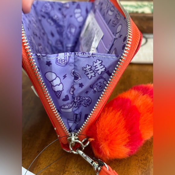 Loungefly women’s Disney Mei Lee Turning Red Panda Zip-Around Wallet - Picture 16 of 16